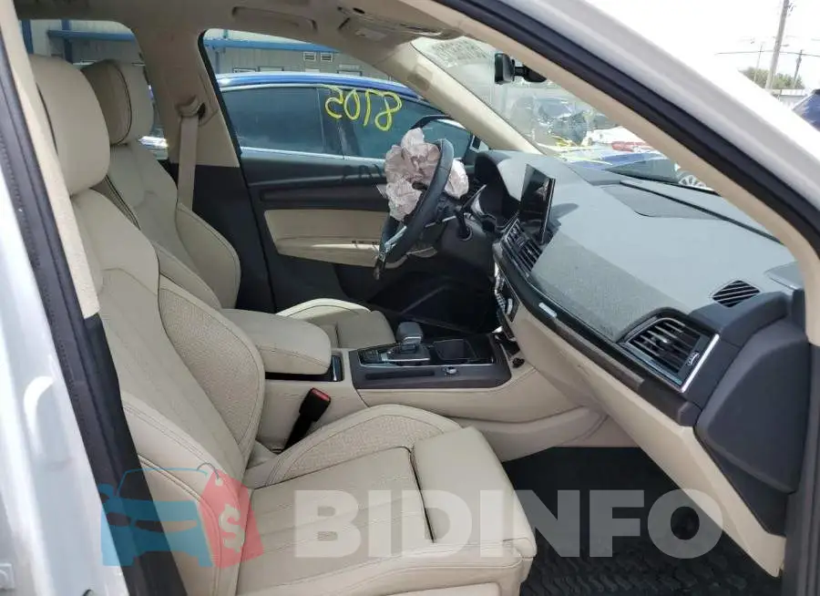 WA1CABFYXM2076607 Photo# 5