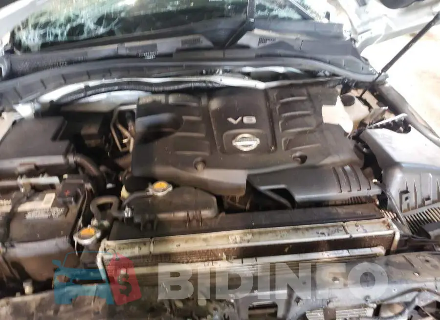 JN8AY2NF2J9330794 Photo# 7