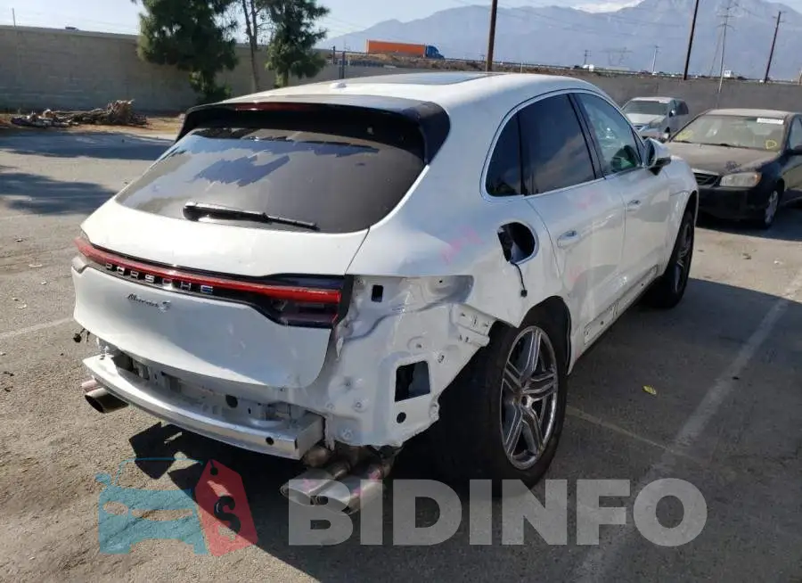 WP1AB2A55MLB35725 Photo# 4