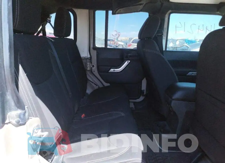 1C4BJWFG5GL261551 Photo# 6