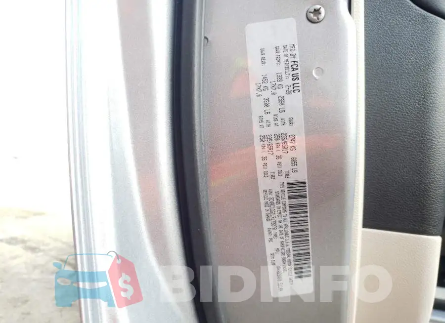 2C4RC1DG1LR172270 Photo# 10