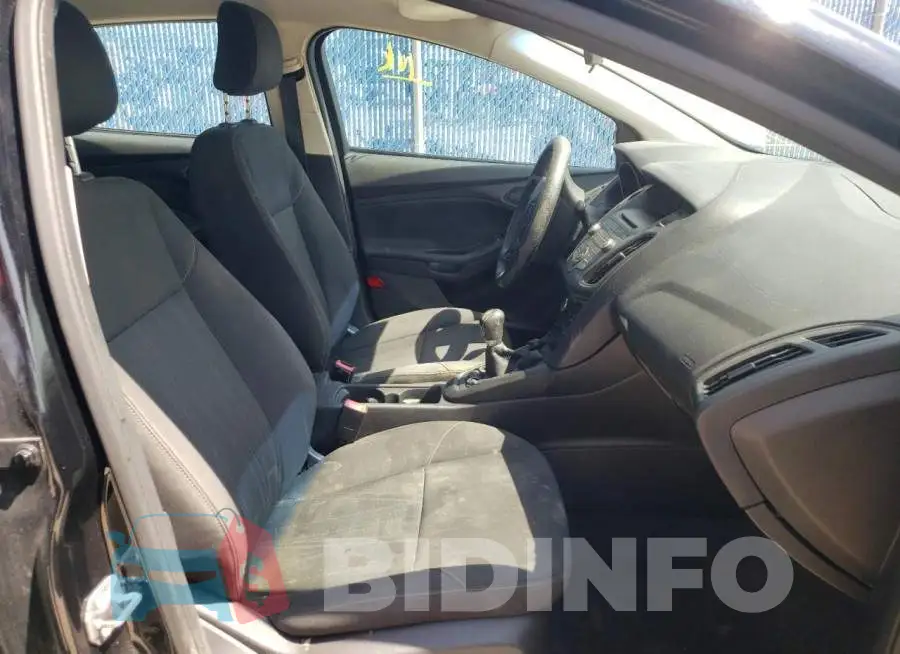 1FADP3E20GL331121 Photo# 5