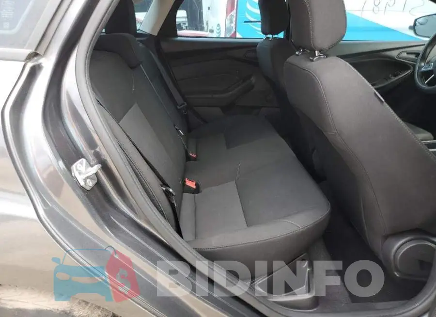 1FADP3E28JL307849 Photo# 6