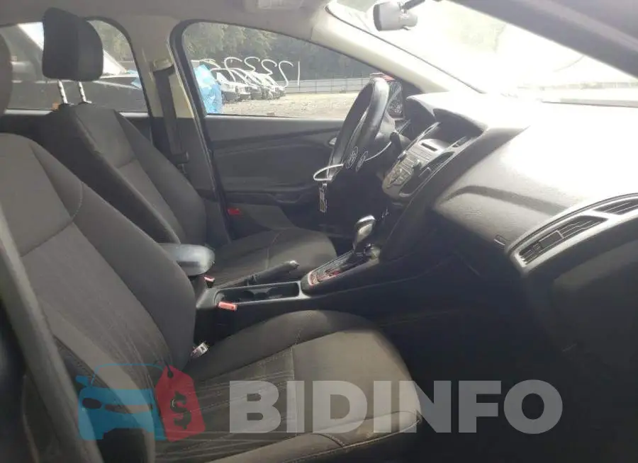 1FADP3F20GL355207 Photo# 5