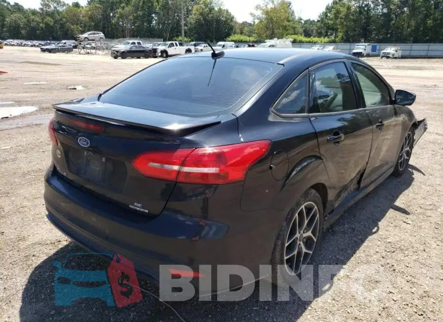 1FADP3F26GL241681 Photo# 4