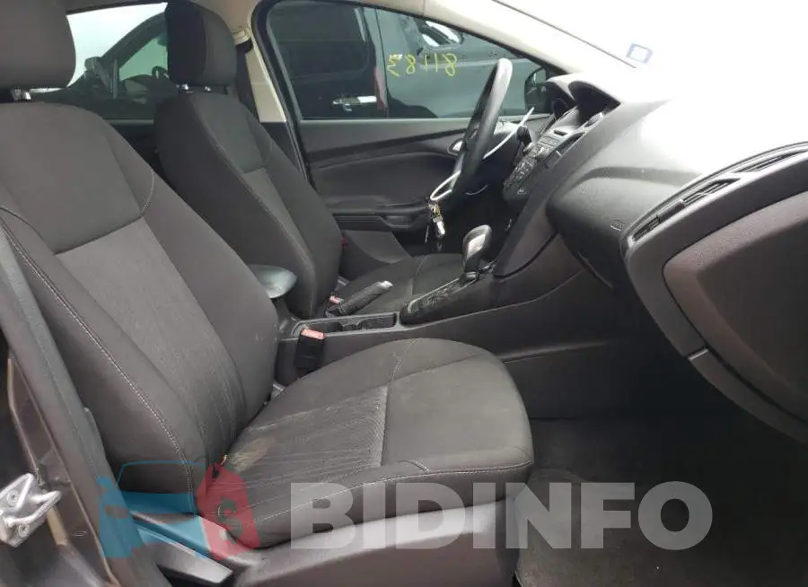 1FADP3F28HL341766 Photo# 5
