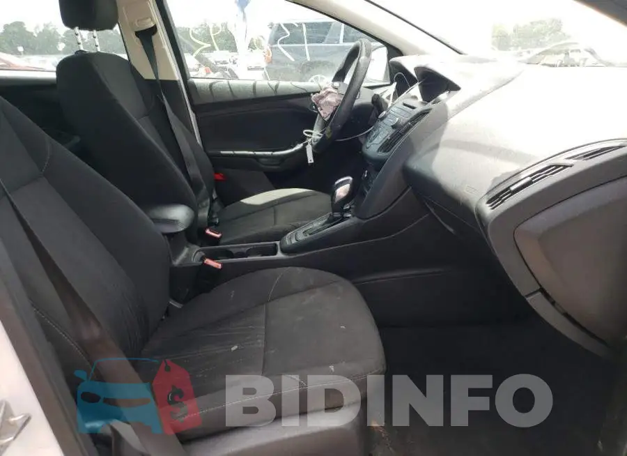 1FADP3F2XGL331545 Photo# 5