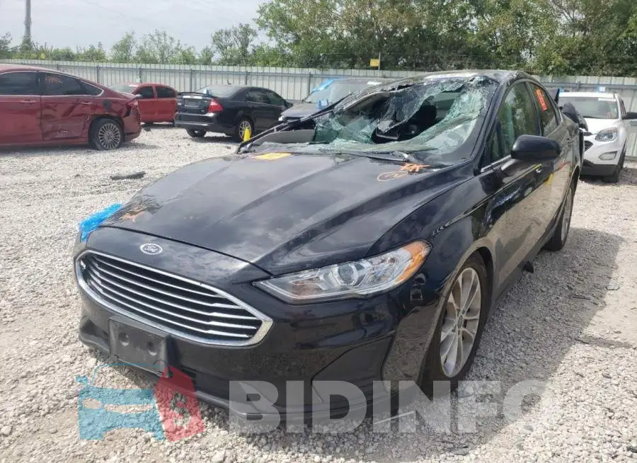 3FA6P0HD4KR114282 Photo# 2