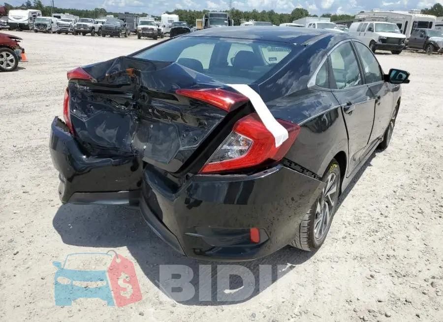 19XFC2F72GE228312 Photo# 4