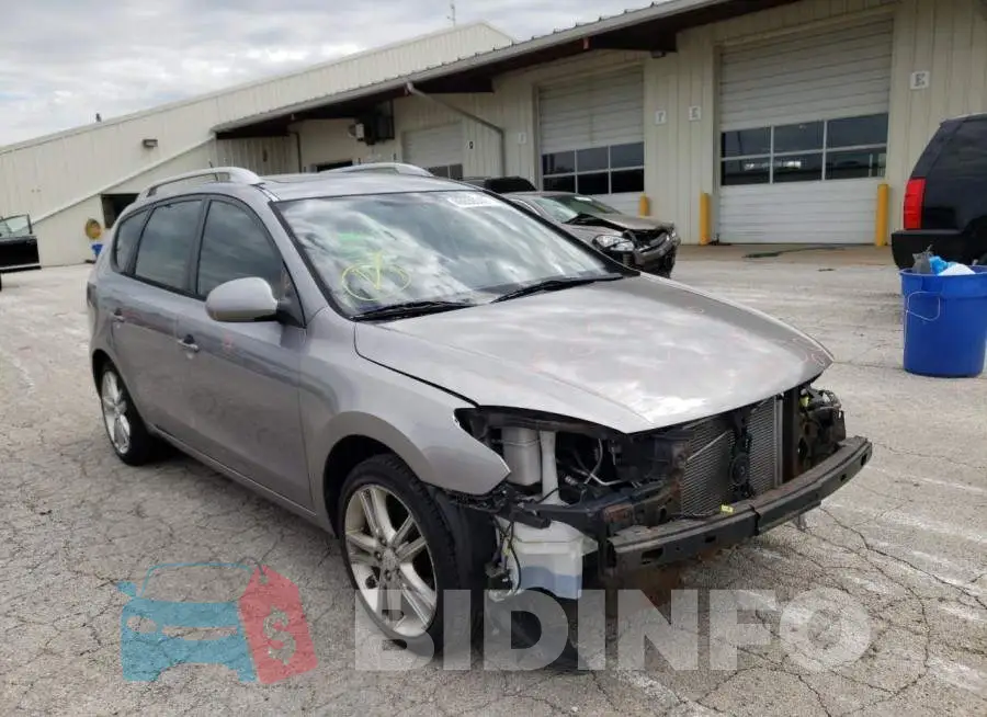 KMHDC8AE9BU110585 Photo# 1