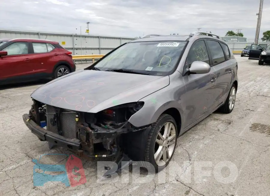 KMHDC8AE9BU110585 Photo# 2