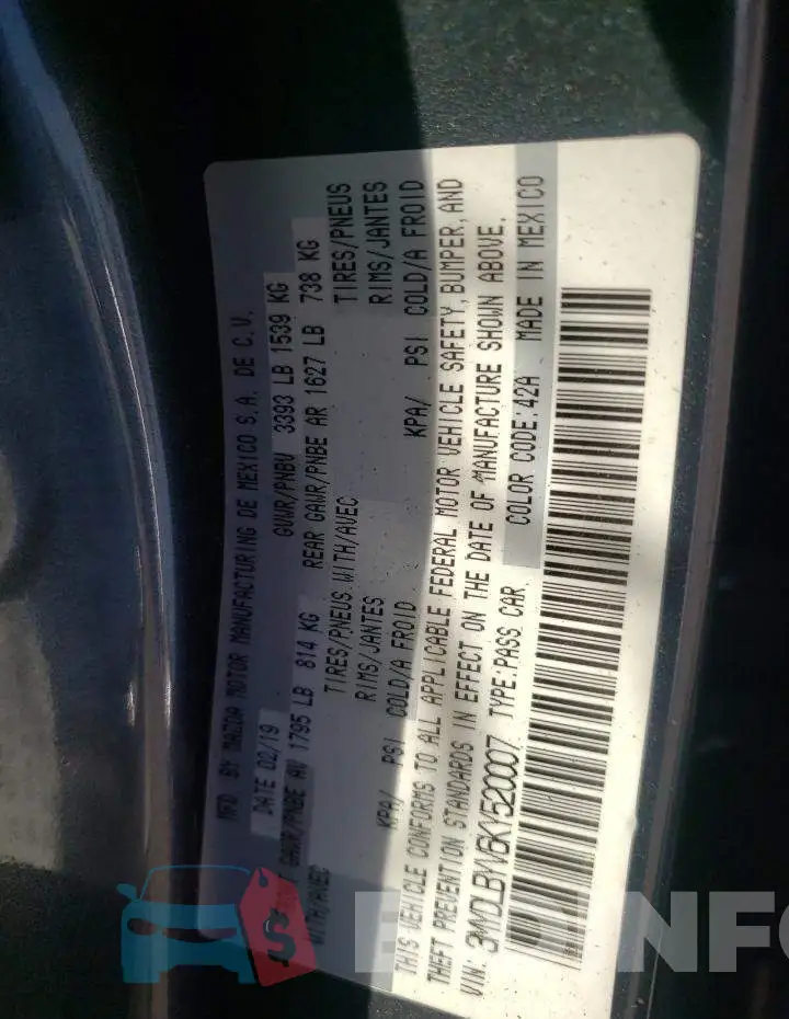 3MYDLBYV6KY520007 Photo# 10