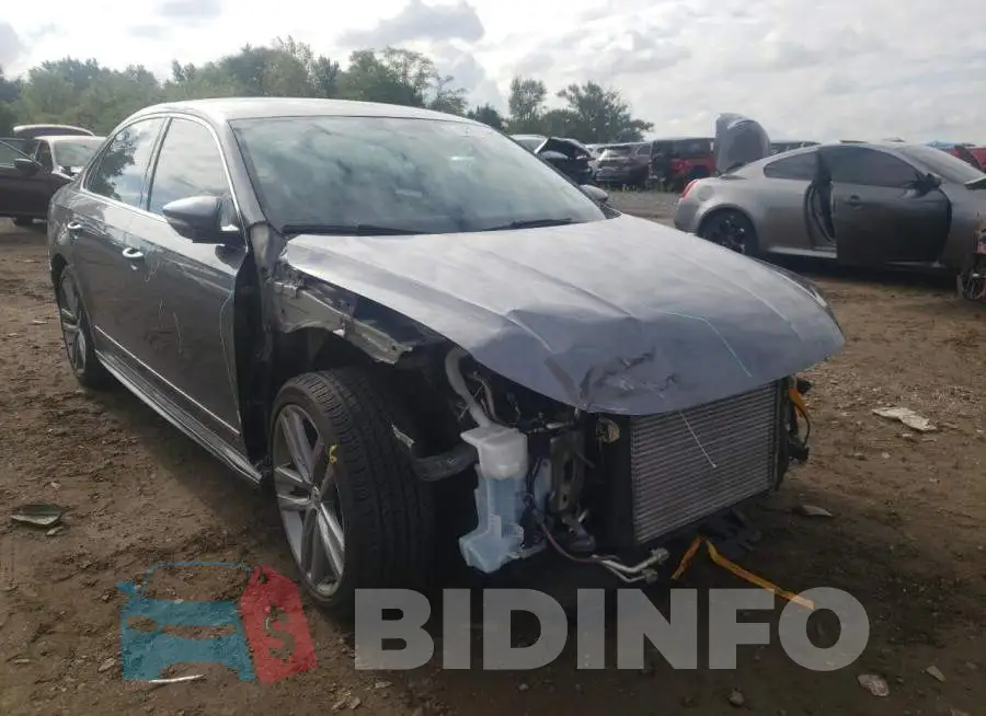 1VWDT7A34HC063992 Photo# 1