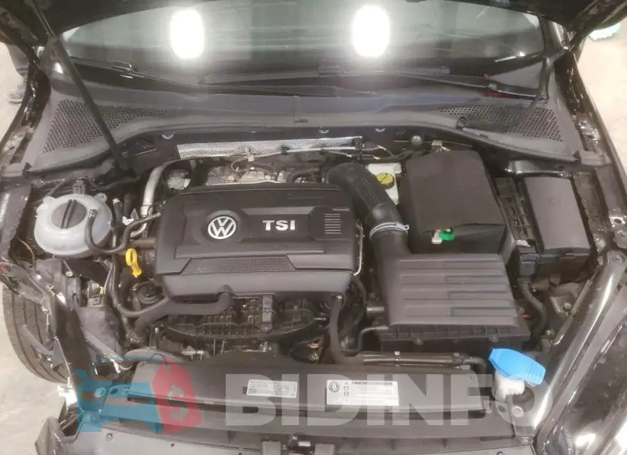 3VW117AU2HM062422 Photo# 7