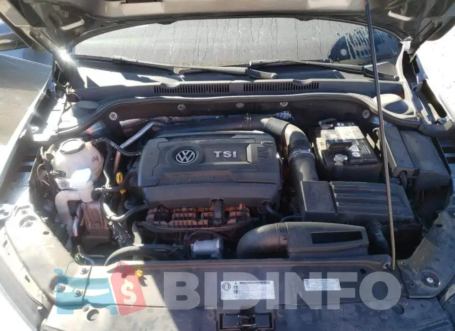 3VW4T7AJ9JM205000 Photo# 7