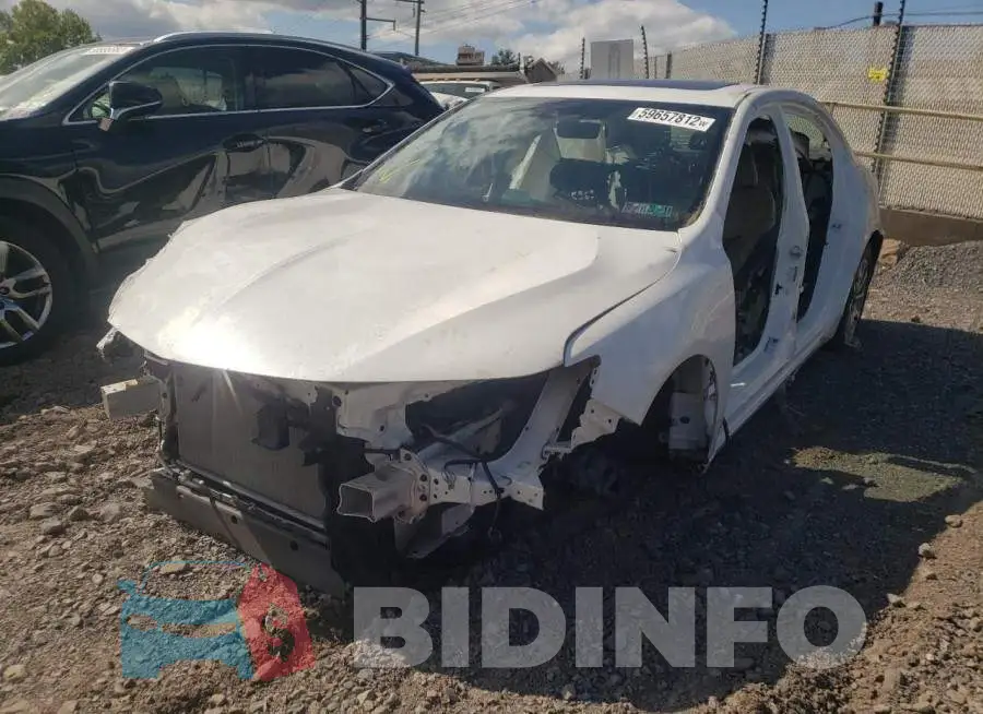 19UUB1F54JA006806 Photo# 2