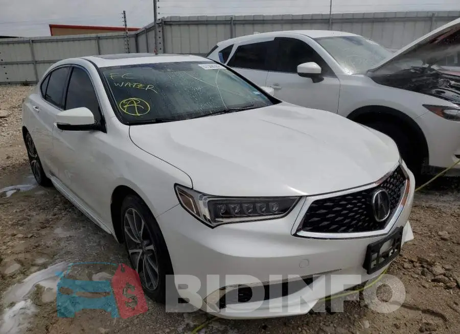 19UUB2F55JA004407 Photo# 1