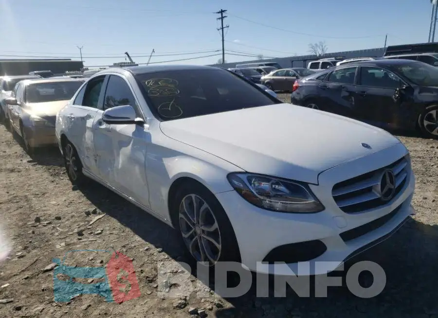 WDDWF4JB8GR146898 Photo# 9