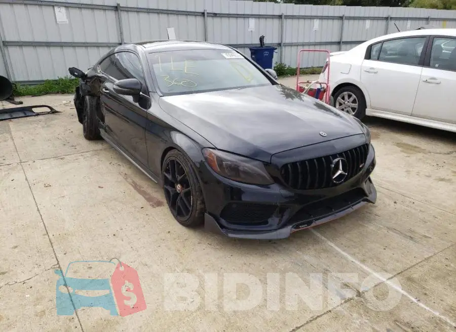 WDDWJ4KB2HF483566 Photo# 1