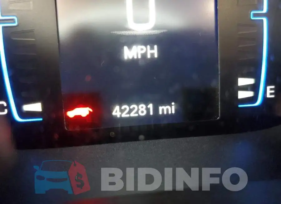 2C4RC1CG8HR502981 Photo# 8