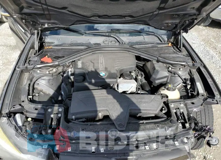 WBA8Z5C58GG501102 Photo# 7