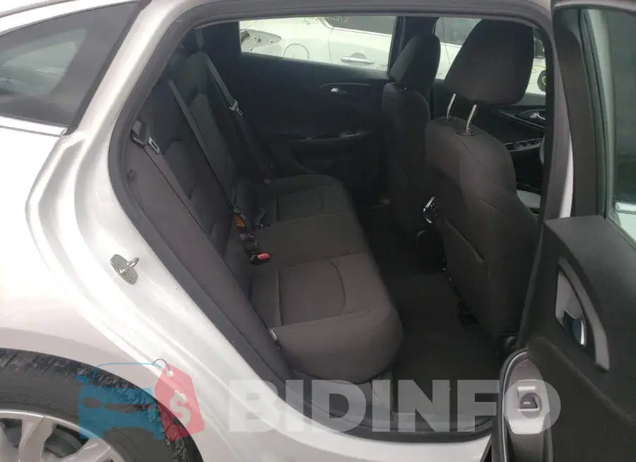 1G1ZD5ST0LF081317 Photo# 6