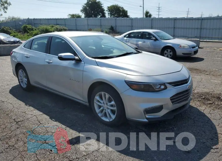 1G1ZD5ST4JF129110 Photo# 1