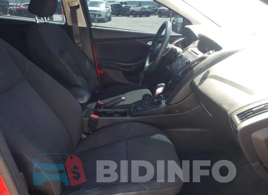 1FADP3F28GL302027 Photo# 5