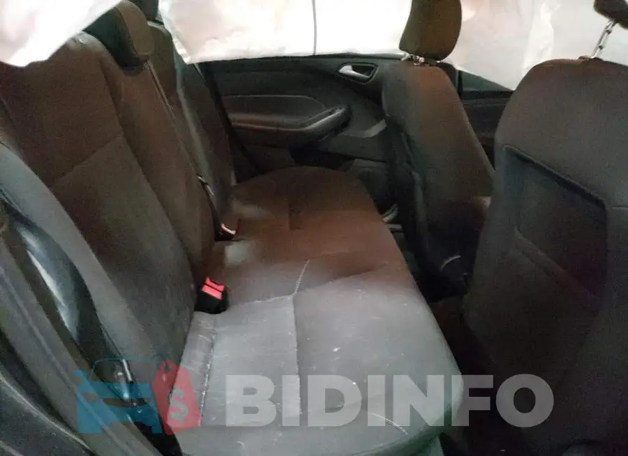 1FADP3F28GL316350 Photo# 6