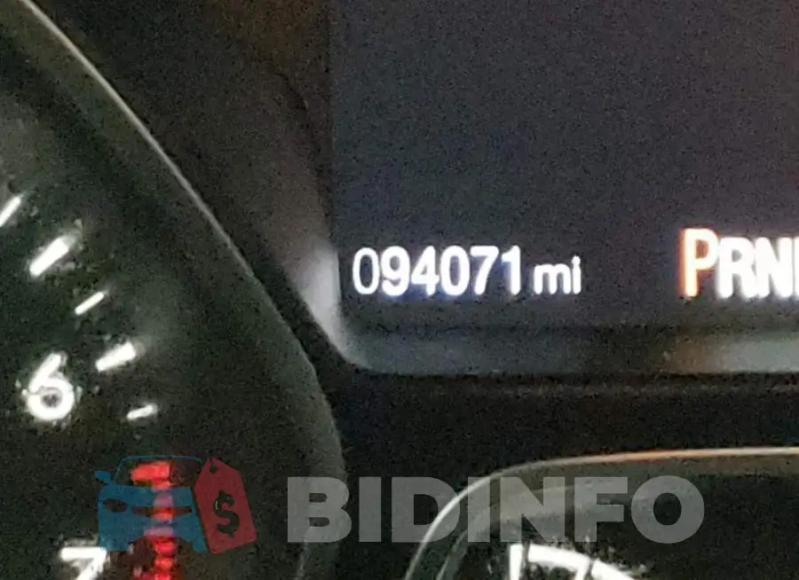 1FADP3F28GL316350 Photo# 8