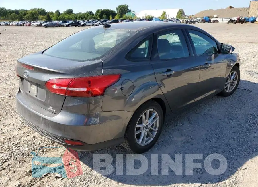 1FADP3F2XGL220512 Photo# 4