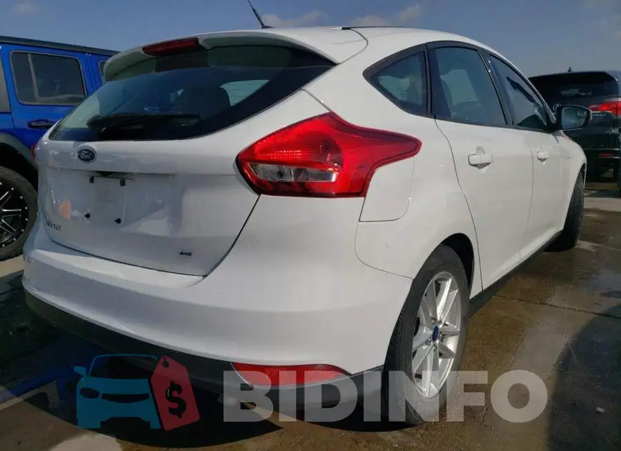 1FADP3K20GL230536 Photo# 4