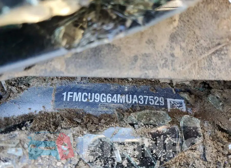 1FMCU9G64MUA37529 Photo# 10