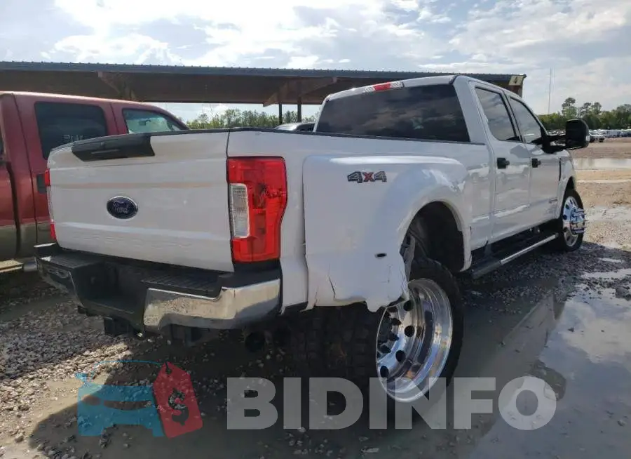 1FT8W3DT5KED76142 Photo# 4