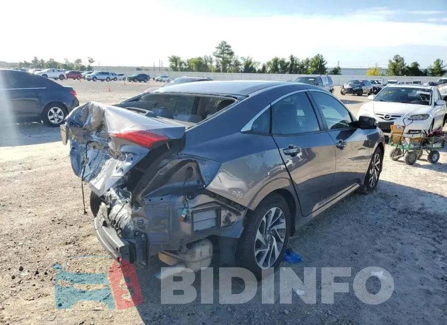 19XFC2F79GE011534 Photo# 4