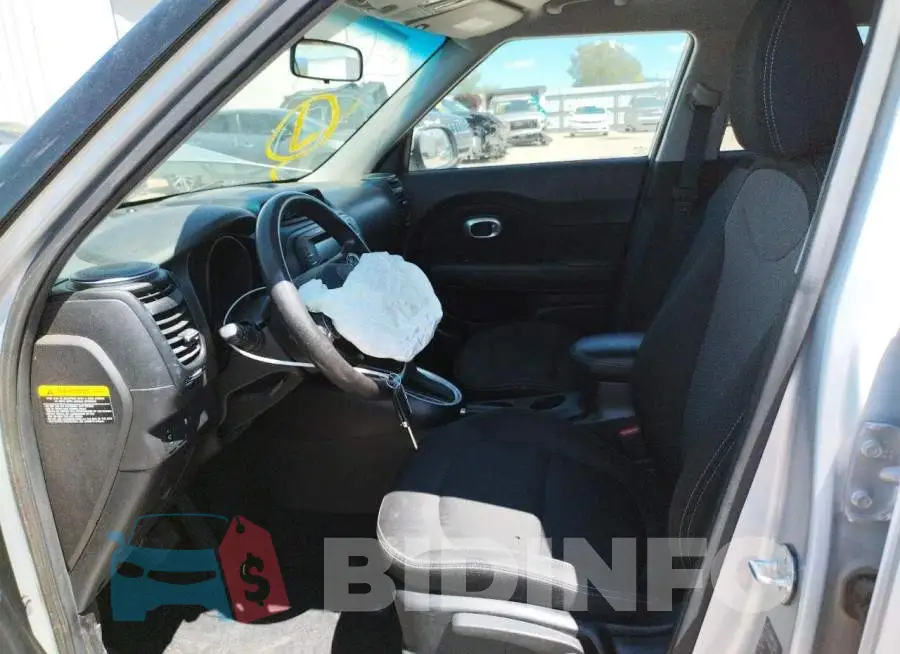 KNDJP3A56J7624020 Photo# 5