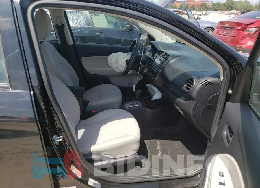 ML32F3FJ6LHF00927 Photo# 5