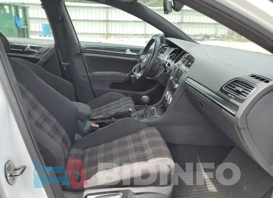 3VW547AU5HM031786 Photo# 5