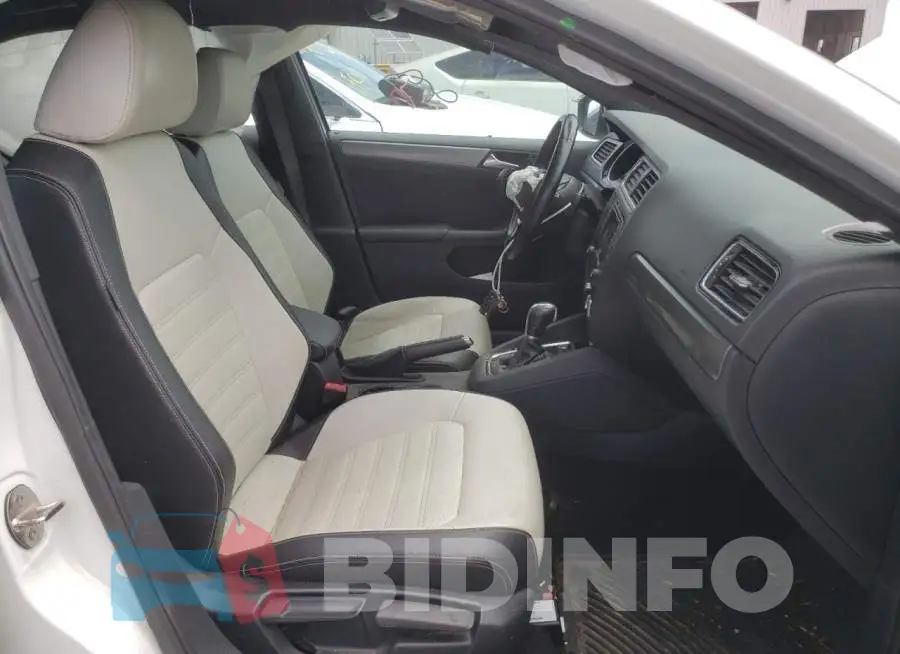 3VWD17AJ7GM415819 Photo# 5