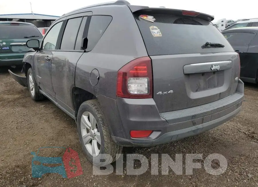 1C4NJDEB9GD712594 Photo# 3
