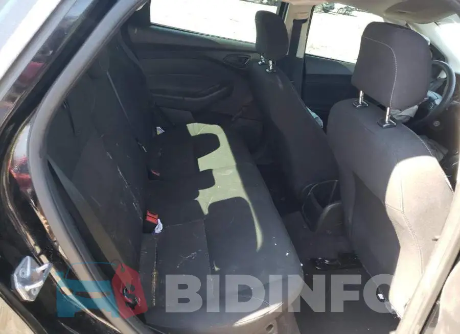 1FADP3E23GL376666 Photo# 6