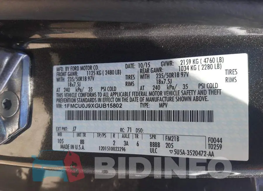 1FMCU0J9XGUB15802 Photo# 10