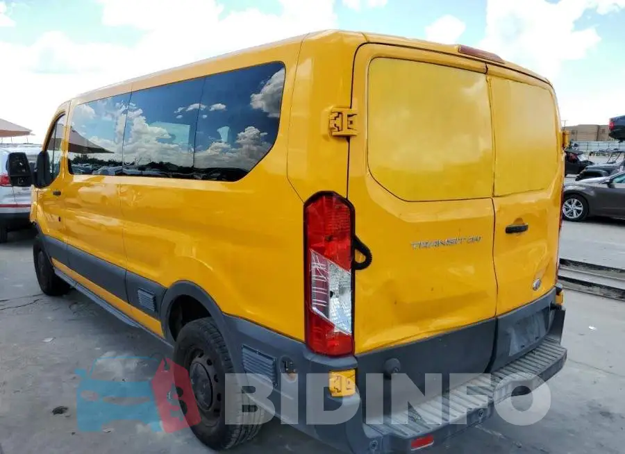 1FTYR2ZMXJKB04527 Photo# 3