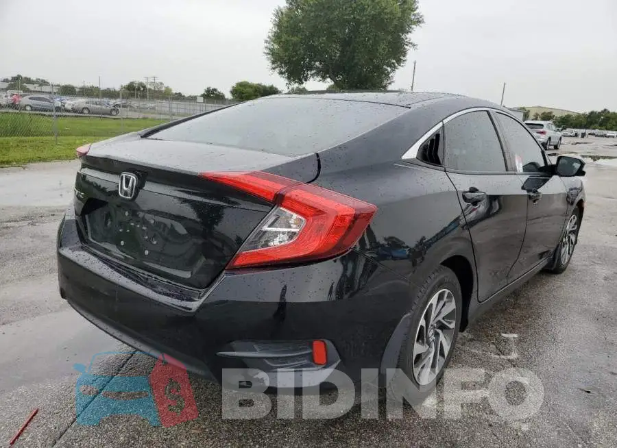19XFC2F80GE040087 Photo# 4