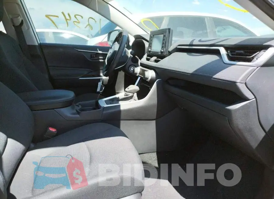 2T3H1RFV8MC130652 Photo# 5