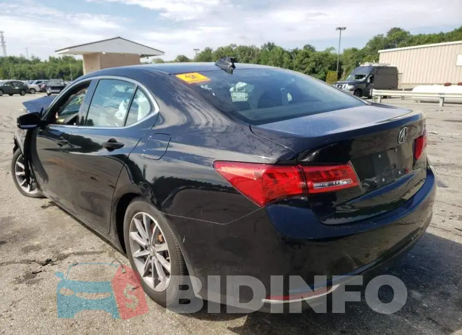 19UUB1F35JA010975 Photo# 3