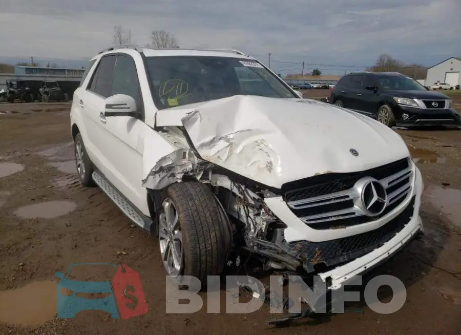 4JGDA5HB2JB180035 Photo# 9