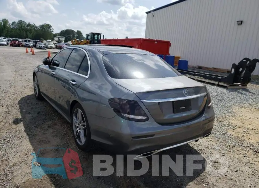 WDDZF4JB2HA041514 Photo# 3
