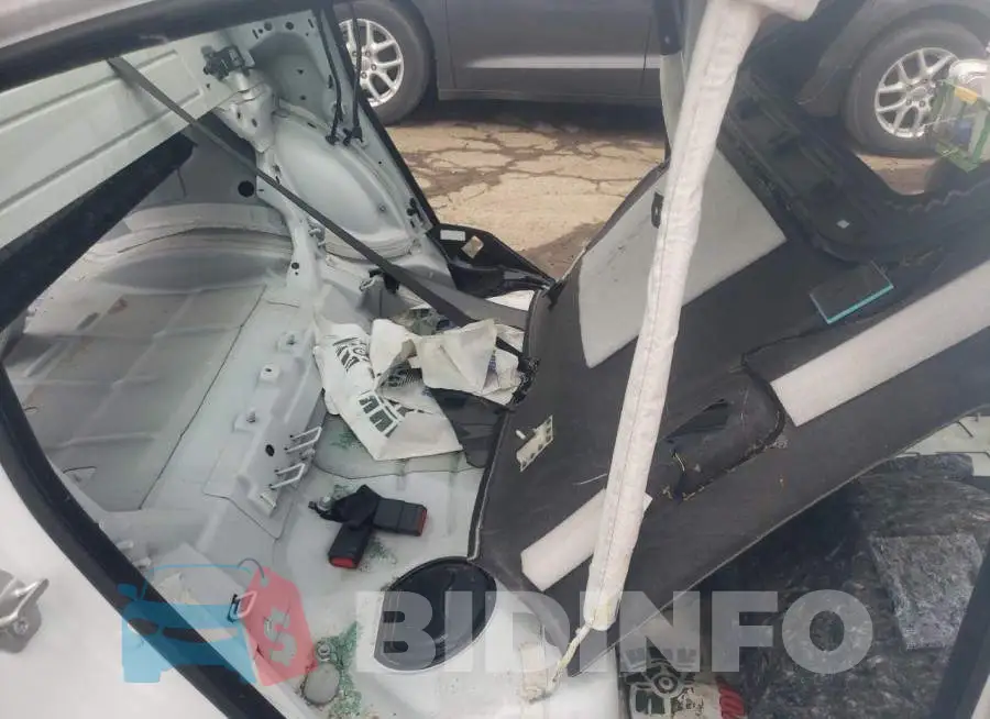 2C3CDXGJ3KH661811 Photo# 6
