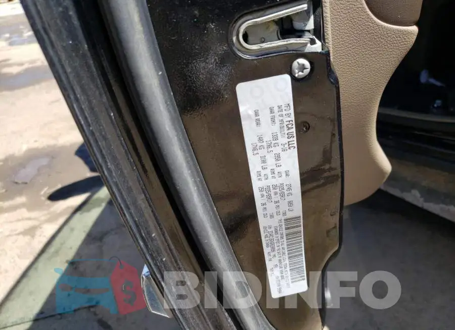 2C4RC1BGXGR290990 Photo# 10